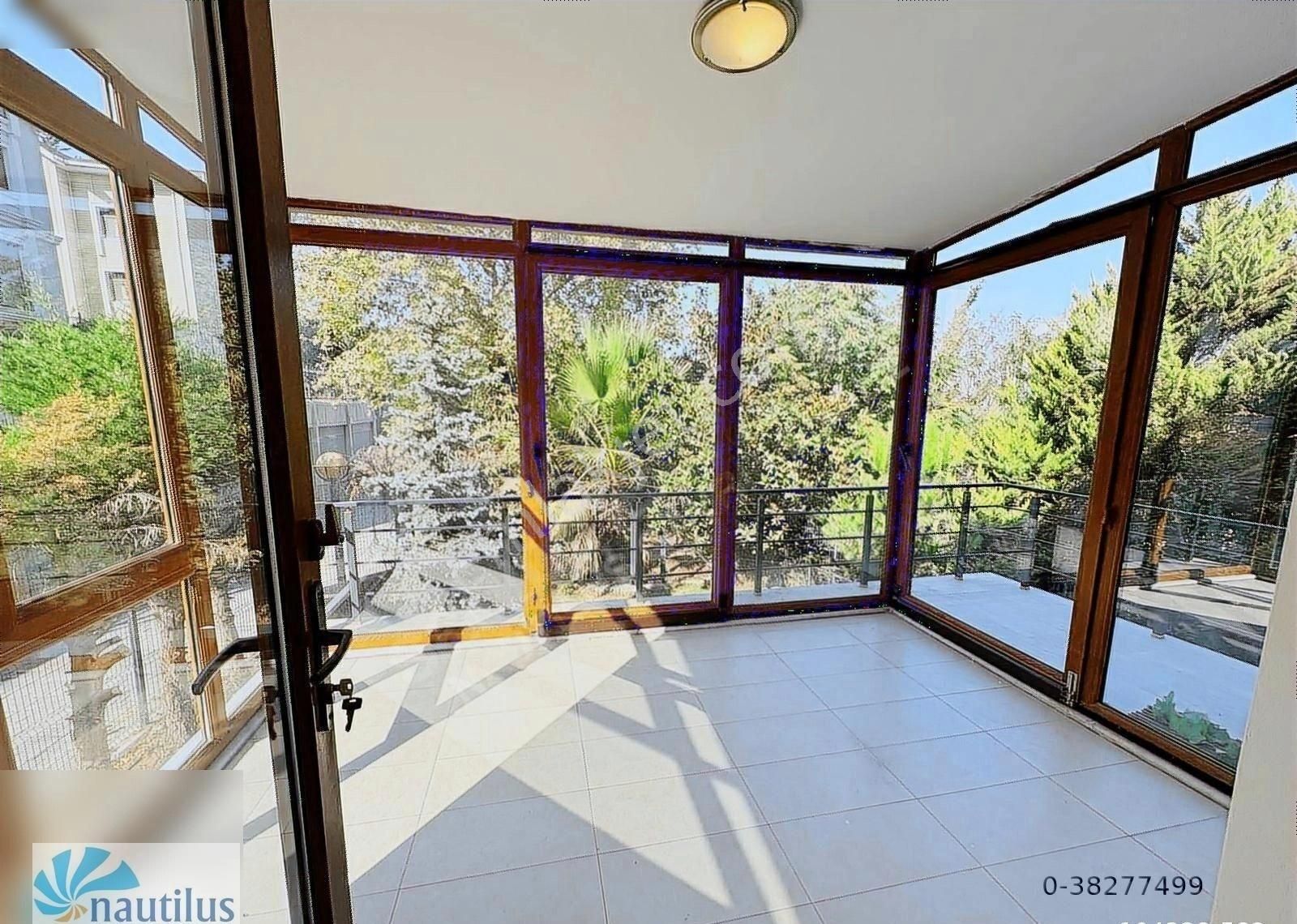 Bahçeşehir Satılık Villa Full Tadilatlı 4+2 Badem Bölgesi - Görsel 31