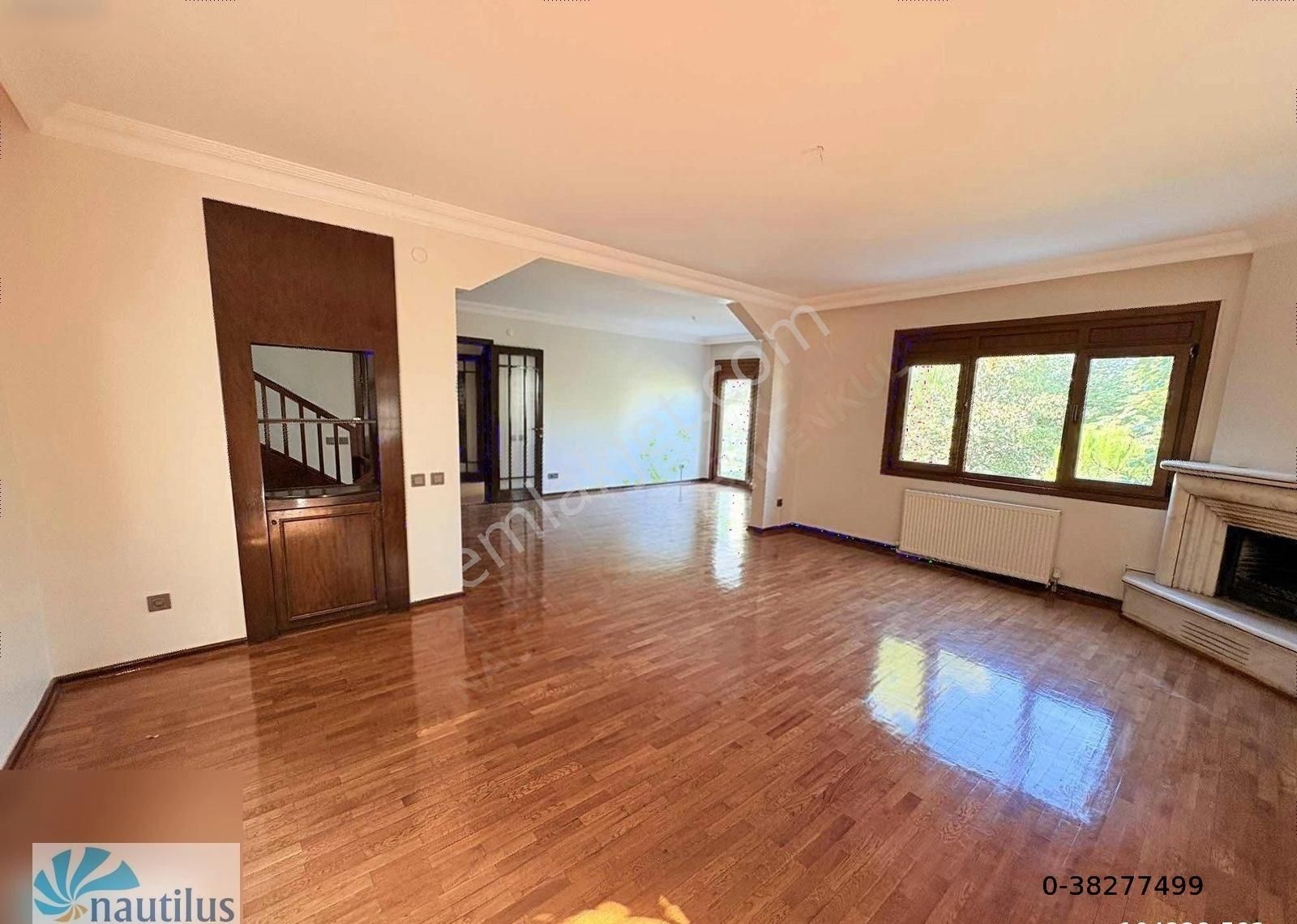 Bahçeşehir Satılık Villa Full Tadilatlı 4+2 Badem Bölgesi - Görsel 8