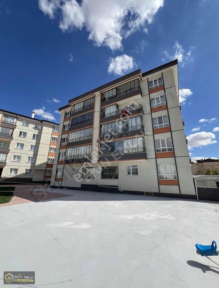 Meram Uluğbey'de Satılık Masrafsız 4,5+1 Yüksek Giriş Daire - Görsel 30