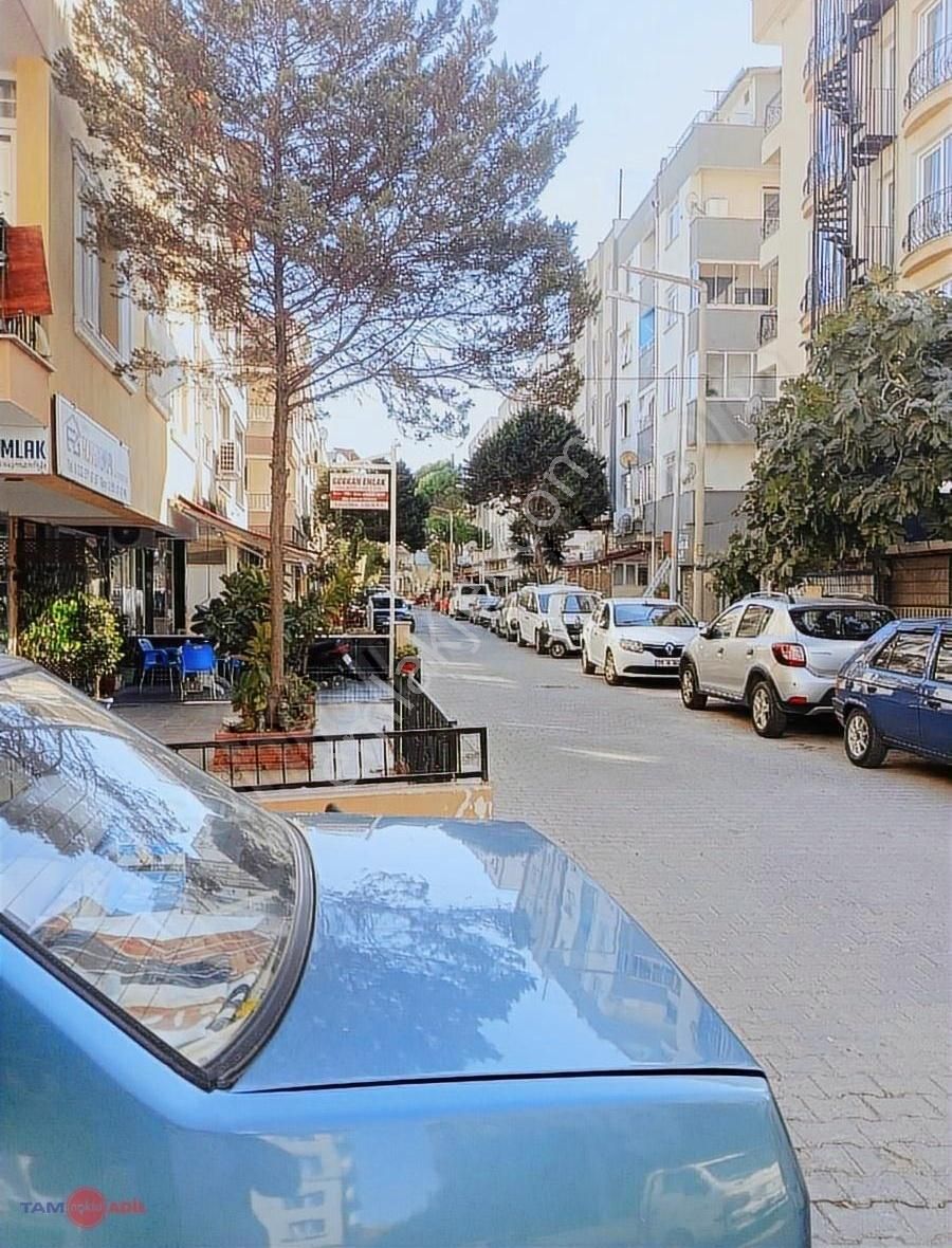 Dikili Merkezde Satılık Hazır Kiracılı,jeotermalli Dükkan! - Görsel 7