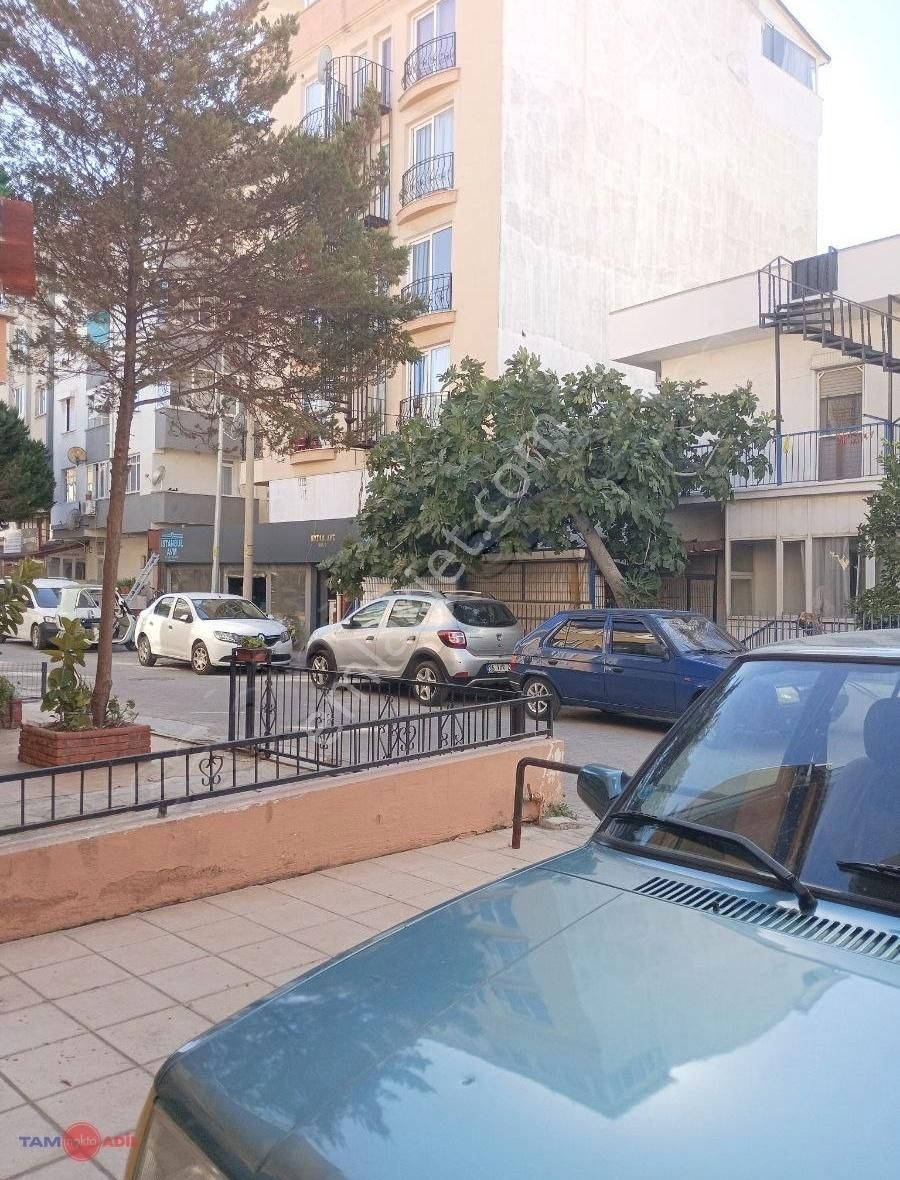 Dikili Merkezde Satılık Hazır Kiracılı,jeotermalli Dükkan! - Görsel 11