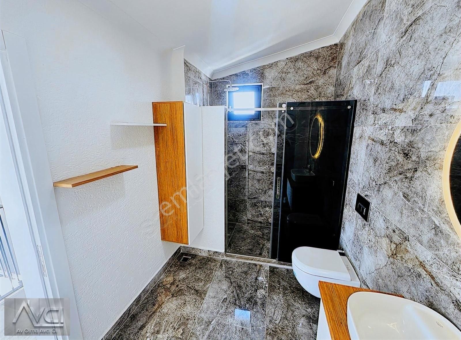 Avcı'dan Altınoluk Narlı Manzaralı Geniş Oda Planlı 4+1 Villa - Görsel 21