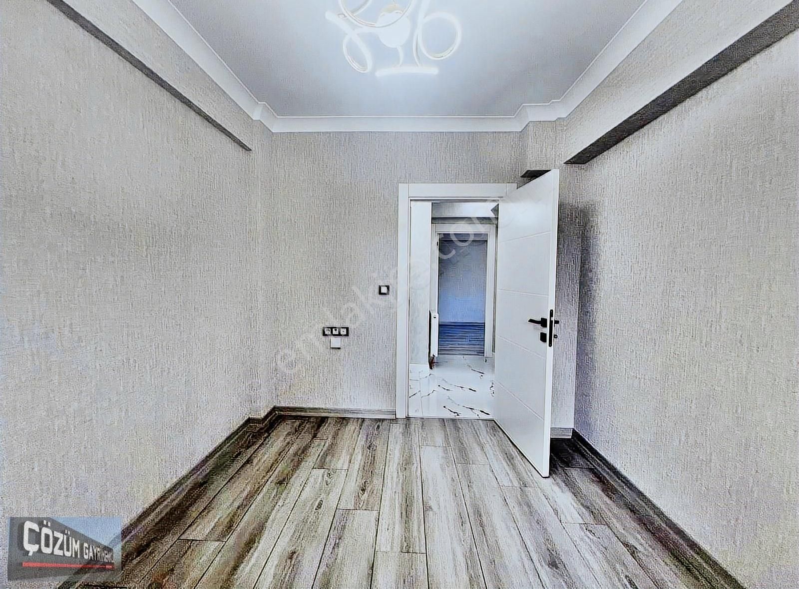 Çözüm'den Fırsat Sıfır 2+0 Full Yapılı Ön Cephe Balkonlu Daire. - Görsel 8