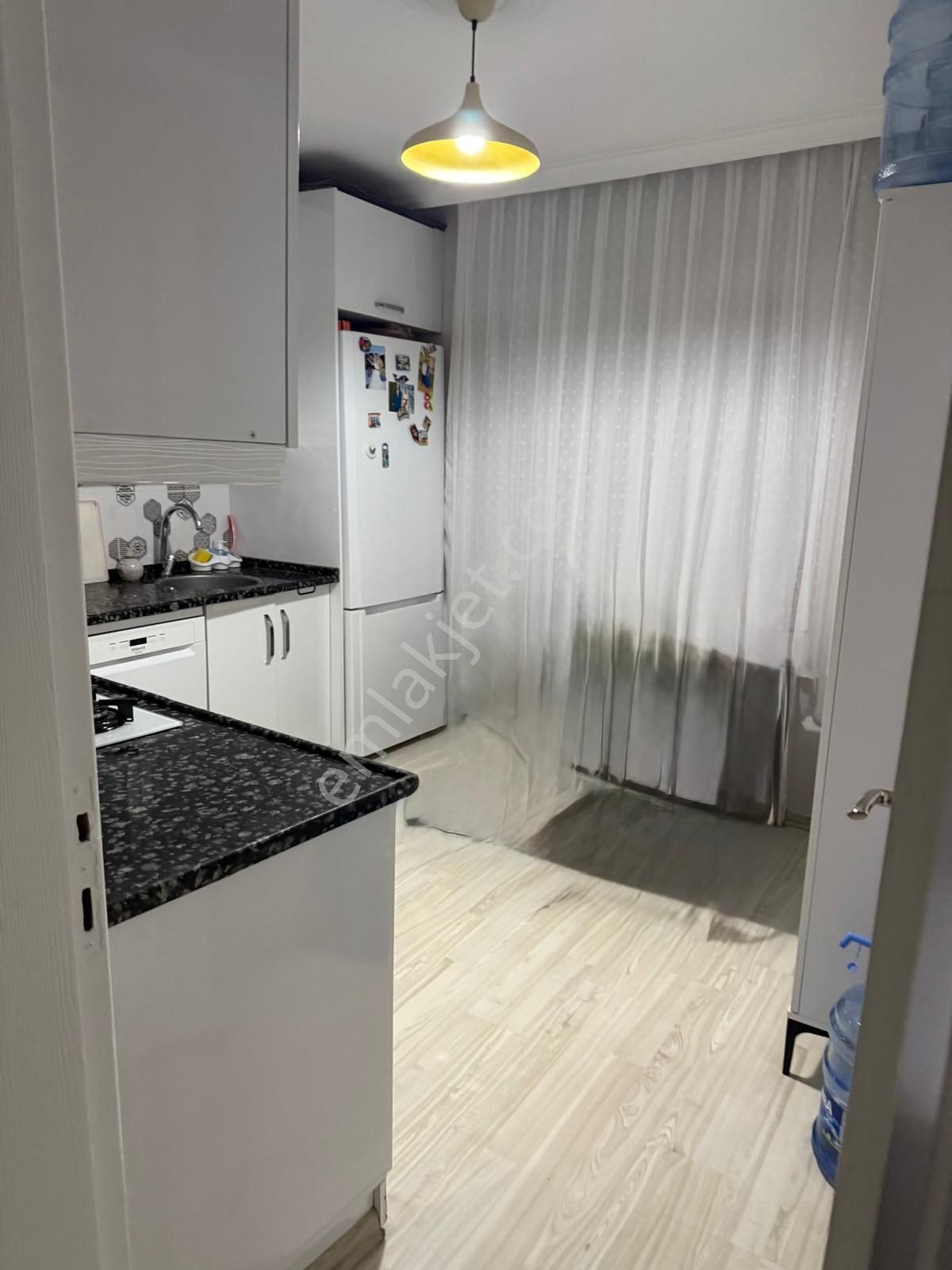 Satılık 2+1 Doğalgazlı Ara Kat Masrafsız Güzel Bir Daire - Görsel 4