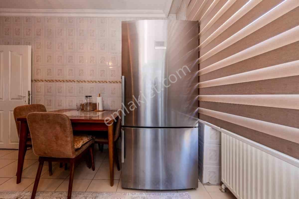 Gaziosmanpaşa Merkezde 3+2 Dubleks Daire - Görsel 9