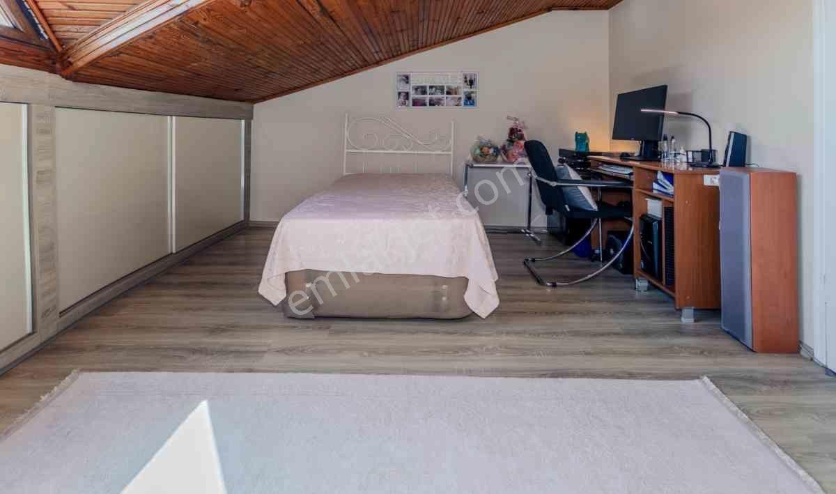 Gaziosmanpaşa Merkezde 3+2 Dubleks Daire - Görsel 16