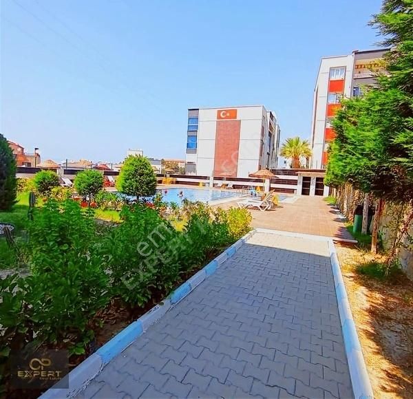 Kuşadası Merkezde Havuzlu Sitede Yeni Daire - Görsel 2