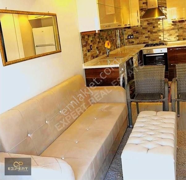 Kuşadası Merkezde Havuzlu Sitede Satılık Daire - Görsel 3