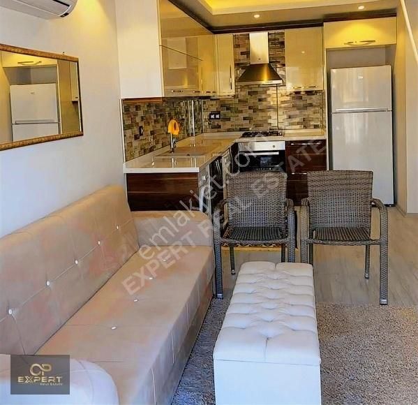 Kuşadası Merkezde Havuzlu Sitede Satılık Daire - Görsel 5