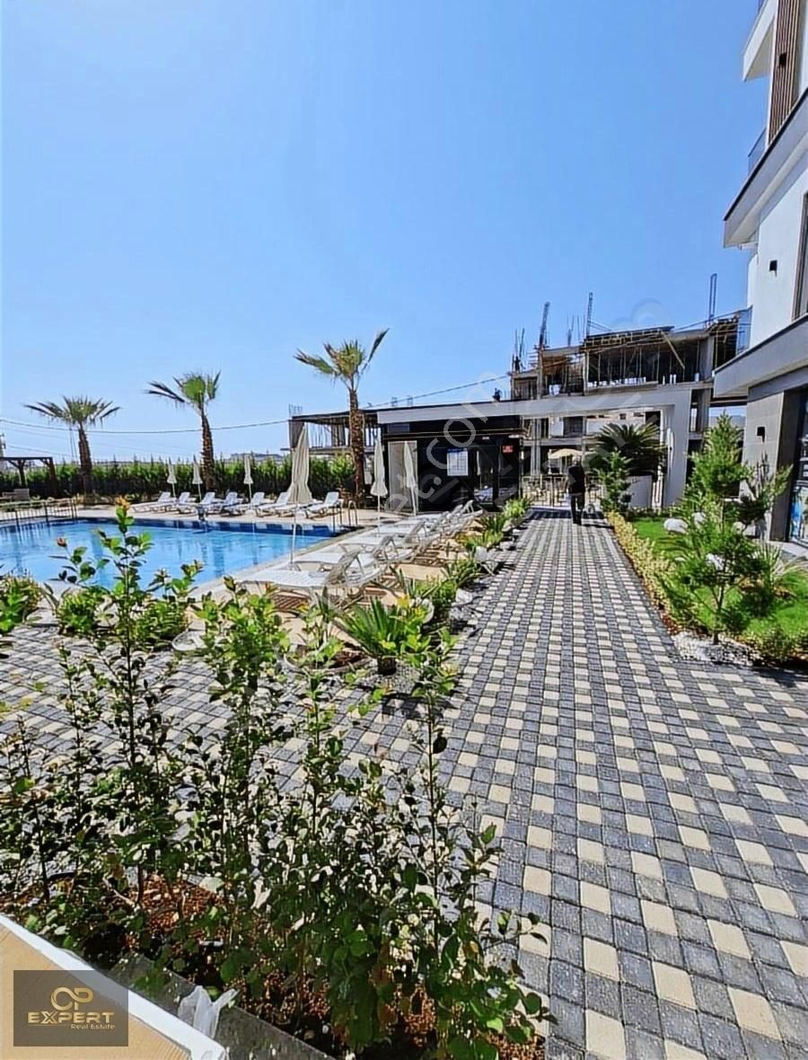 Kuşadası Ata Mahallesinde Konforlu Yaşam Alanı - Görsel 10