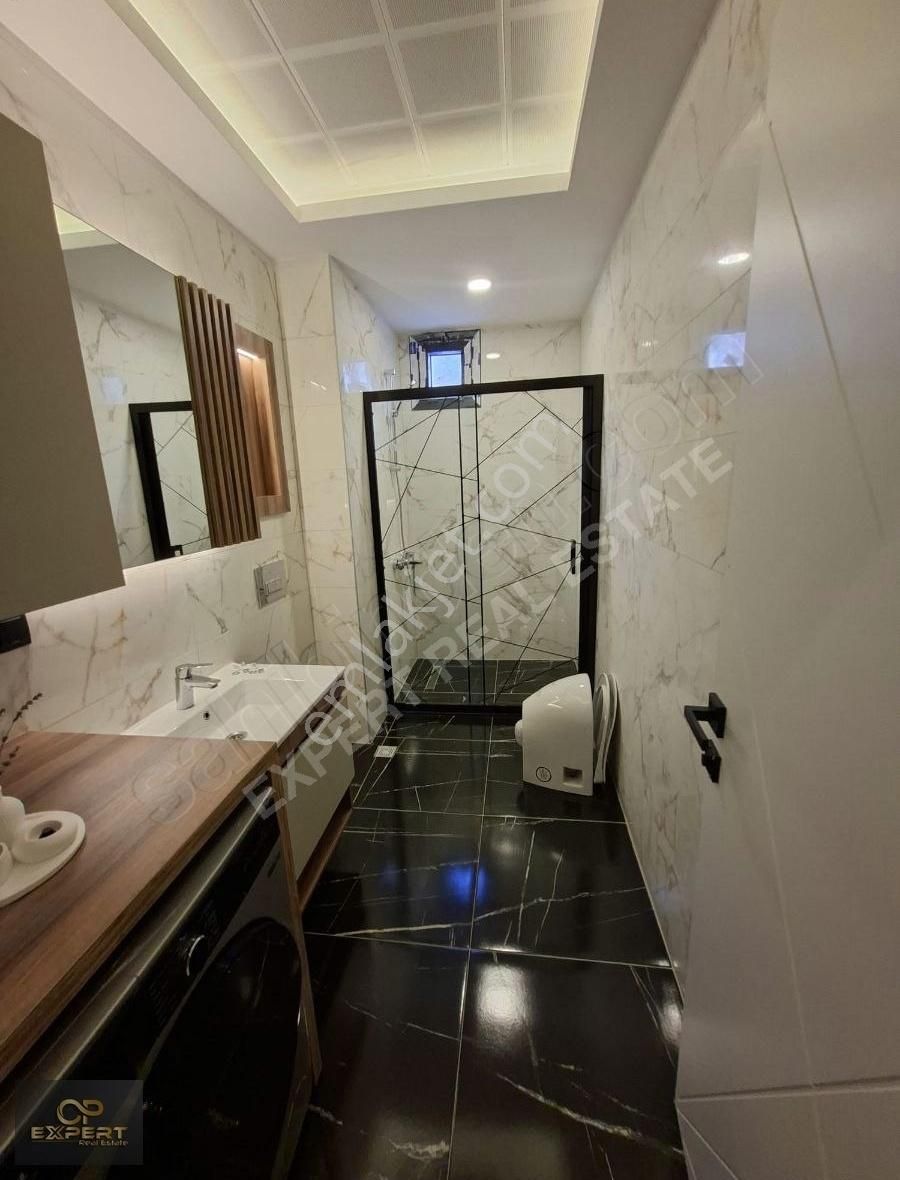 Kuşadası Ata Mahallesinde Konforlu Yaşam Alanı - Görsel 23