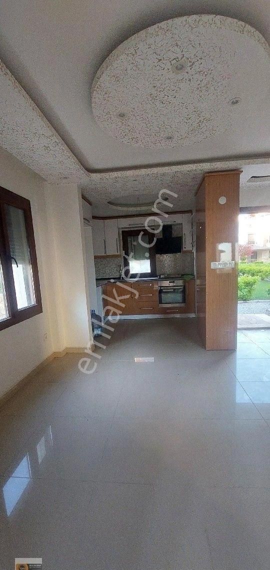 Dikili Kabakum Polyak Civarı Denize 170 Metre Site İçerisinde Deniz Manzaralı Ultralüx 5+1 Tek Villa - Görsel 27