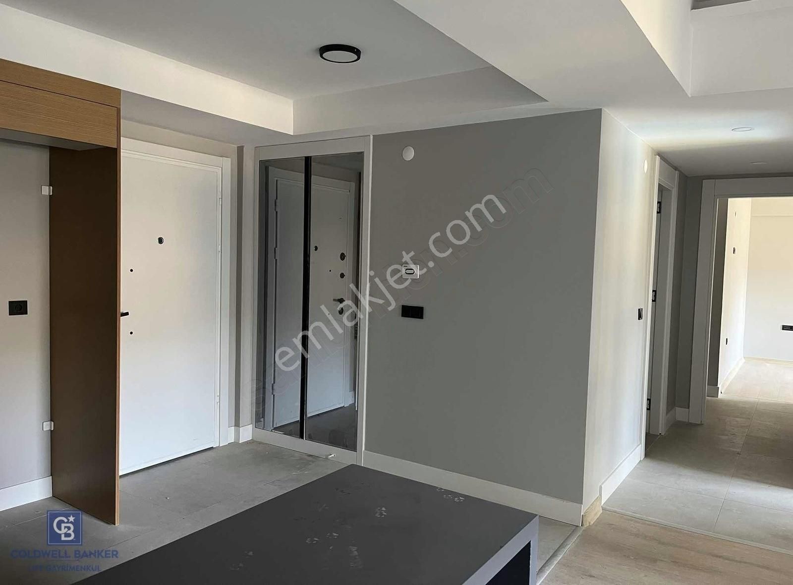 Çiğli Azel Delux Sitesi Havuz Cephe Satılık 2+1 Sıfır Daire - Görsel 17