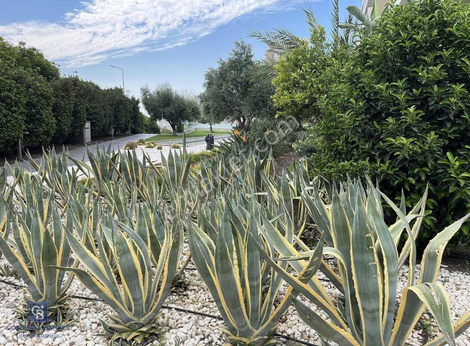 Varyant Karşıyaka'da Deniz Ve Havuz Manzaralı 3+1 Satılık Daire - Görsel 12