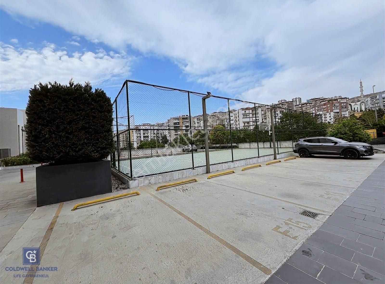 Varyant Karşıyaka'da Deniz Ve Havuz Manzaralı 3+1 Satılık Daire - Görsel 2