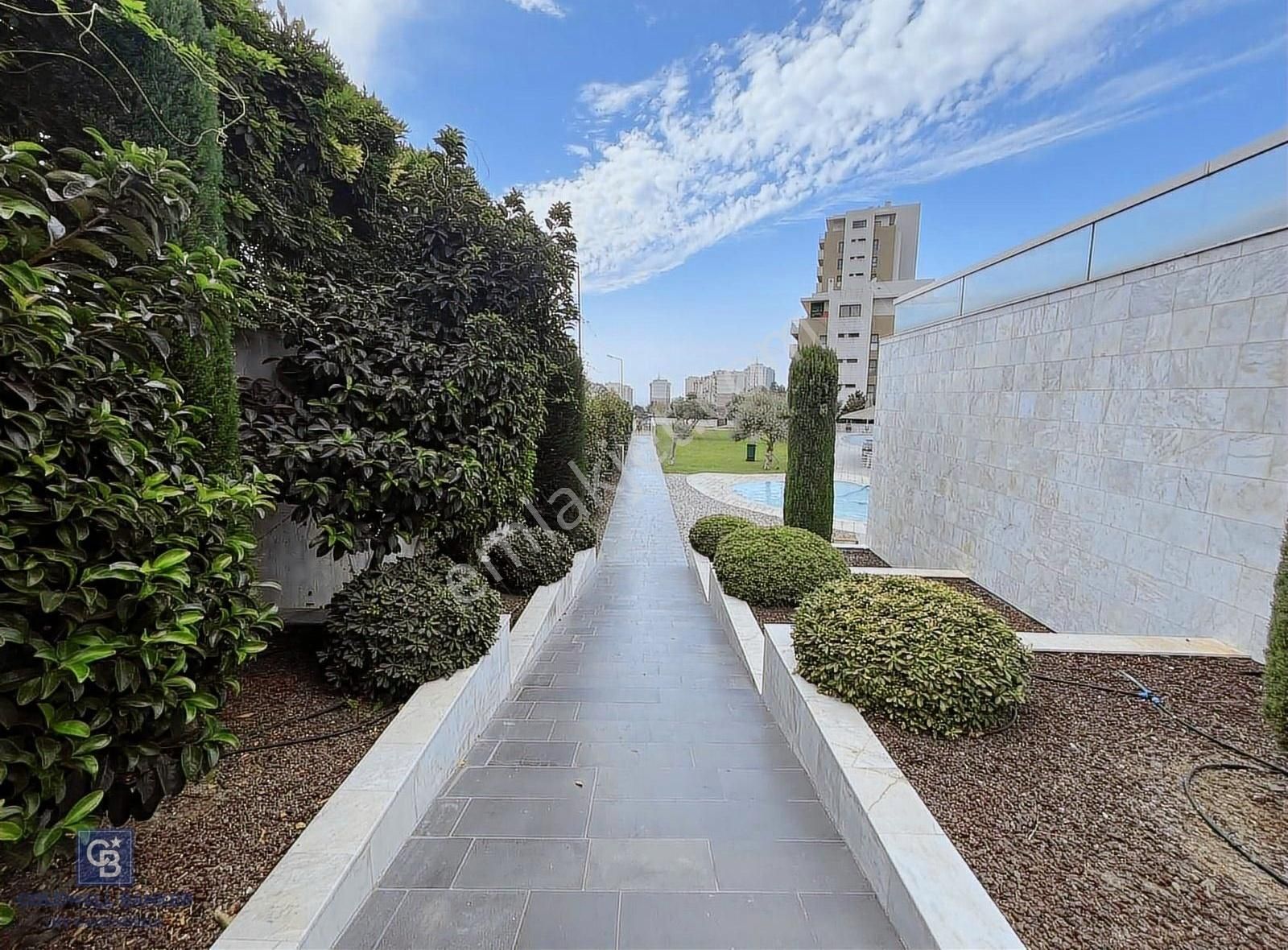 Varyant Karşıyaka'da Deniz Ve Havuz Manzaralı 3+1 Satılık Daire - Görsel 6