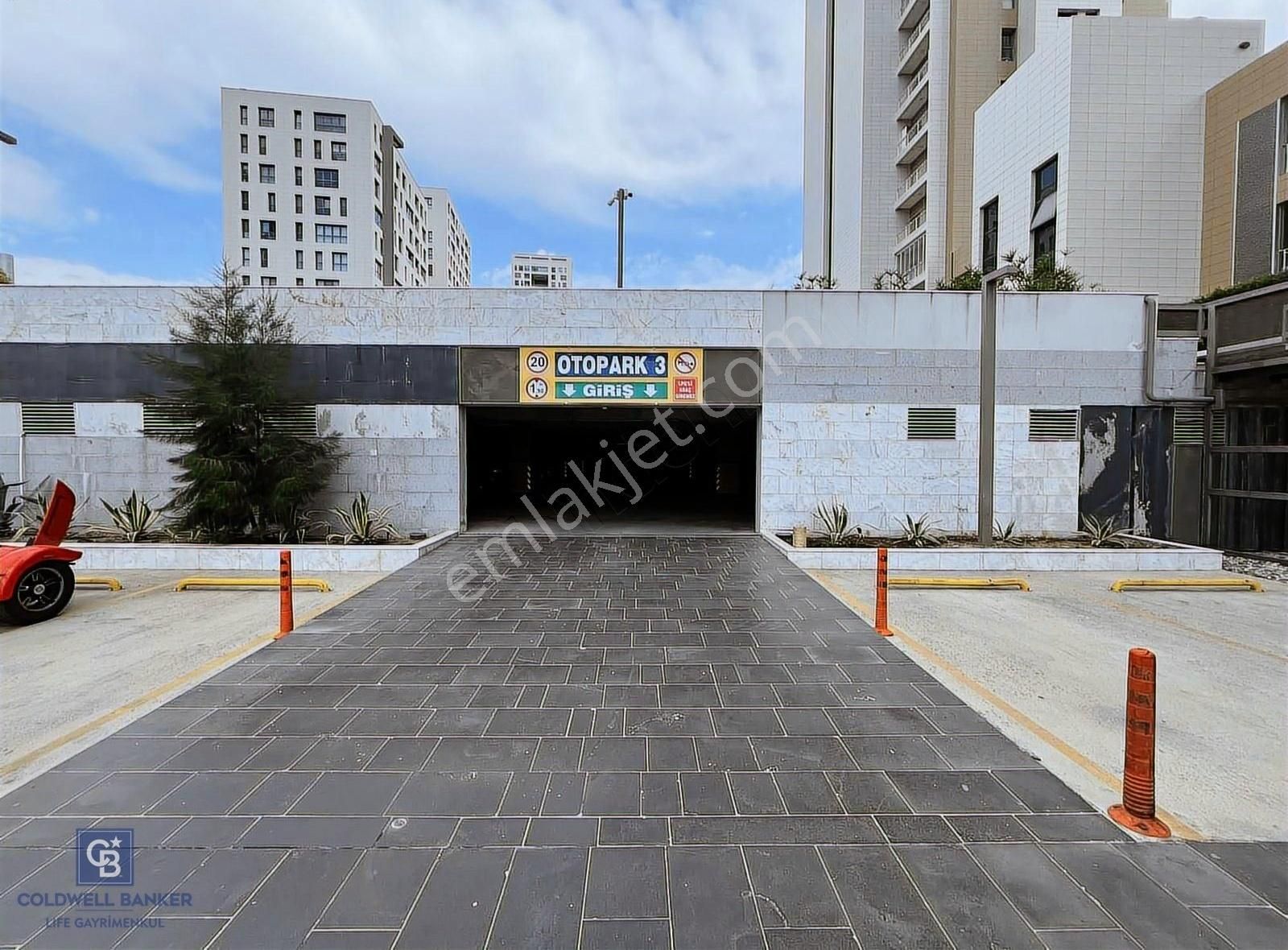 Varyant Karşıyaka'da Deniz Ve Havuz Manzaralı 3+1 Satılık Daire - Görsel 4