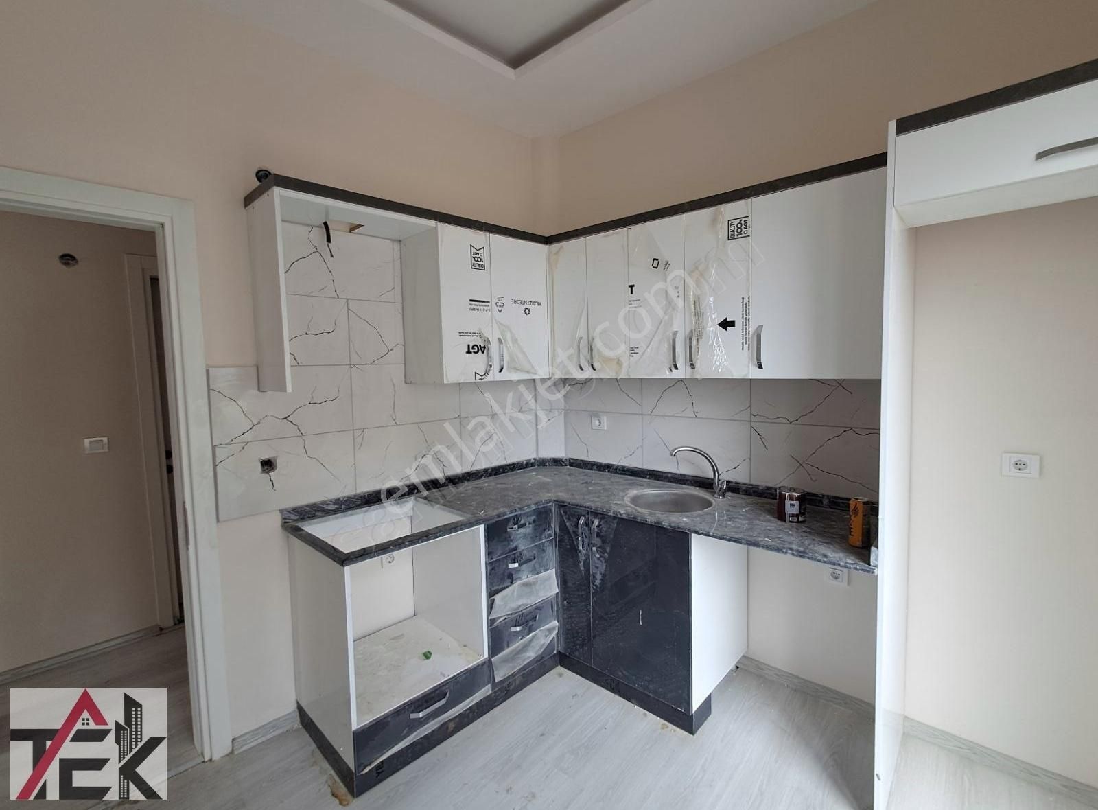 Bornova Merkeze Yürüme Mesafesinde Kızılay Da 2+1 Kapalı Mutfak - Görsel 8