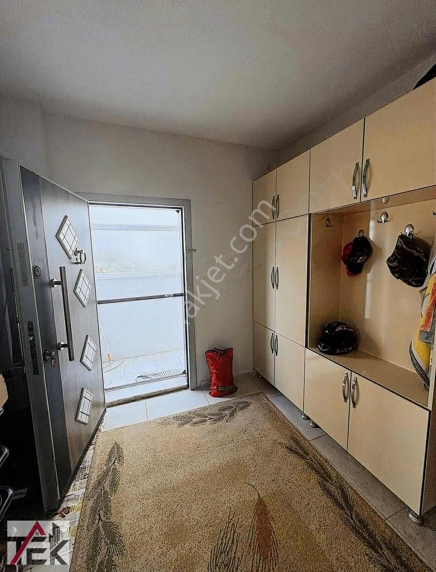 Çandarlı'da Denize Yürüme Mesafesinde Satılık 3+1 Bahçeli Daire - Görsel 24