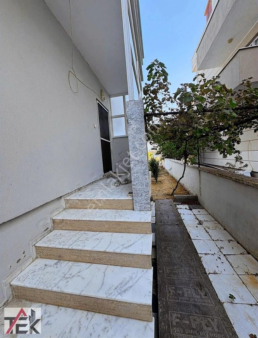 Çandarlı'da Denize Yürüme Mesafesinde Satılık 3+1 Bahçeli Daire - Görsel 8