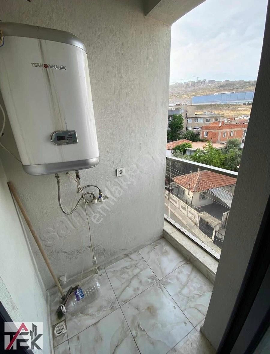 Bayraklı Şehir Hastanesi Karşısı Geniş 2+1 K.mutfak Kiralık - Görsel 17