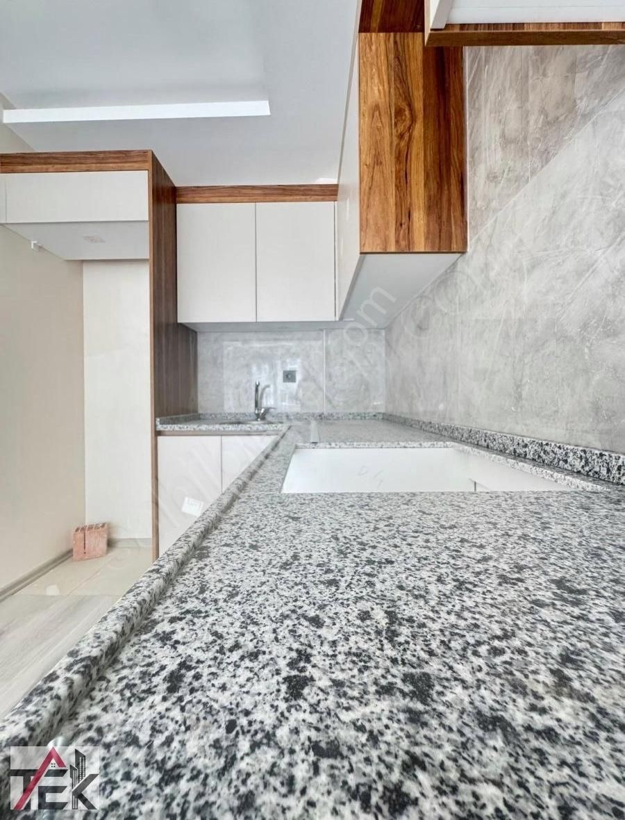 Bornova Buz Pistine Yürüyüş Mesafesinde Satılık 2+1 Daire - Görsel 12