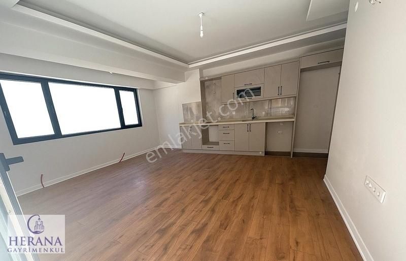 Tuzla Mahallesinde Sıfır Oturuma Hazır Geniş 1+1 Daire - Görsel 24