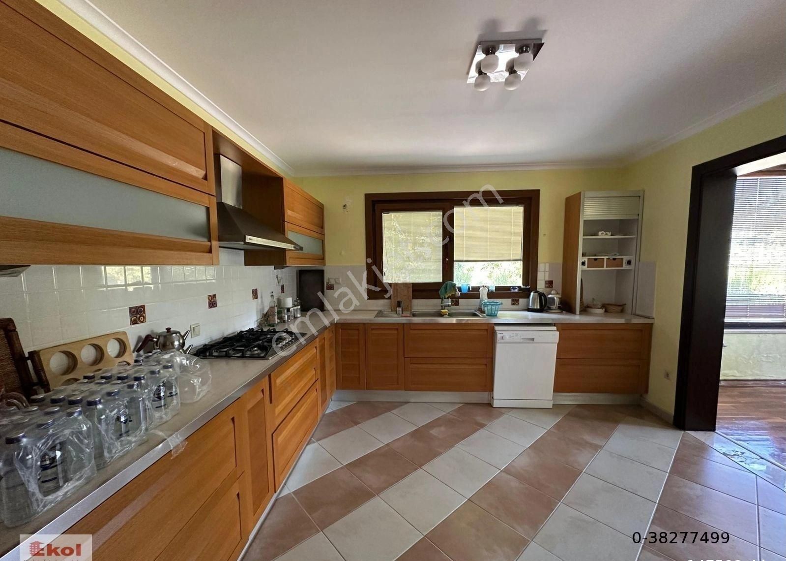 Kemer Çamyuvada Havuzlu Villa İçerisinde Satılık Villa - Görsel 15