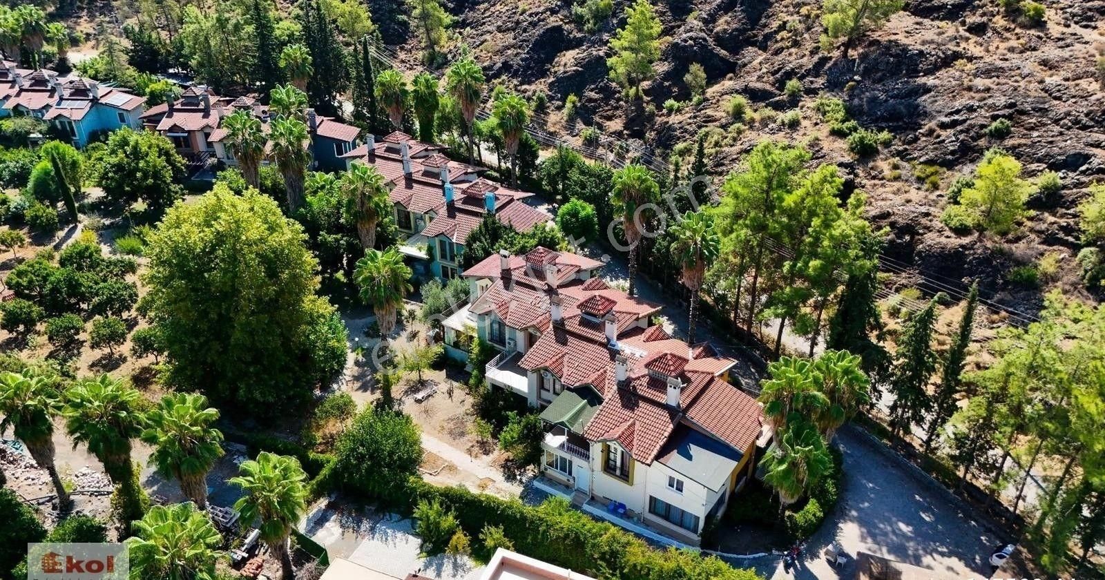 Kemer Çamyuvada Havuzlu Villa İçerisinde Satılık Villa - Görsel 21
