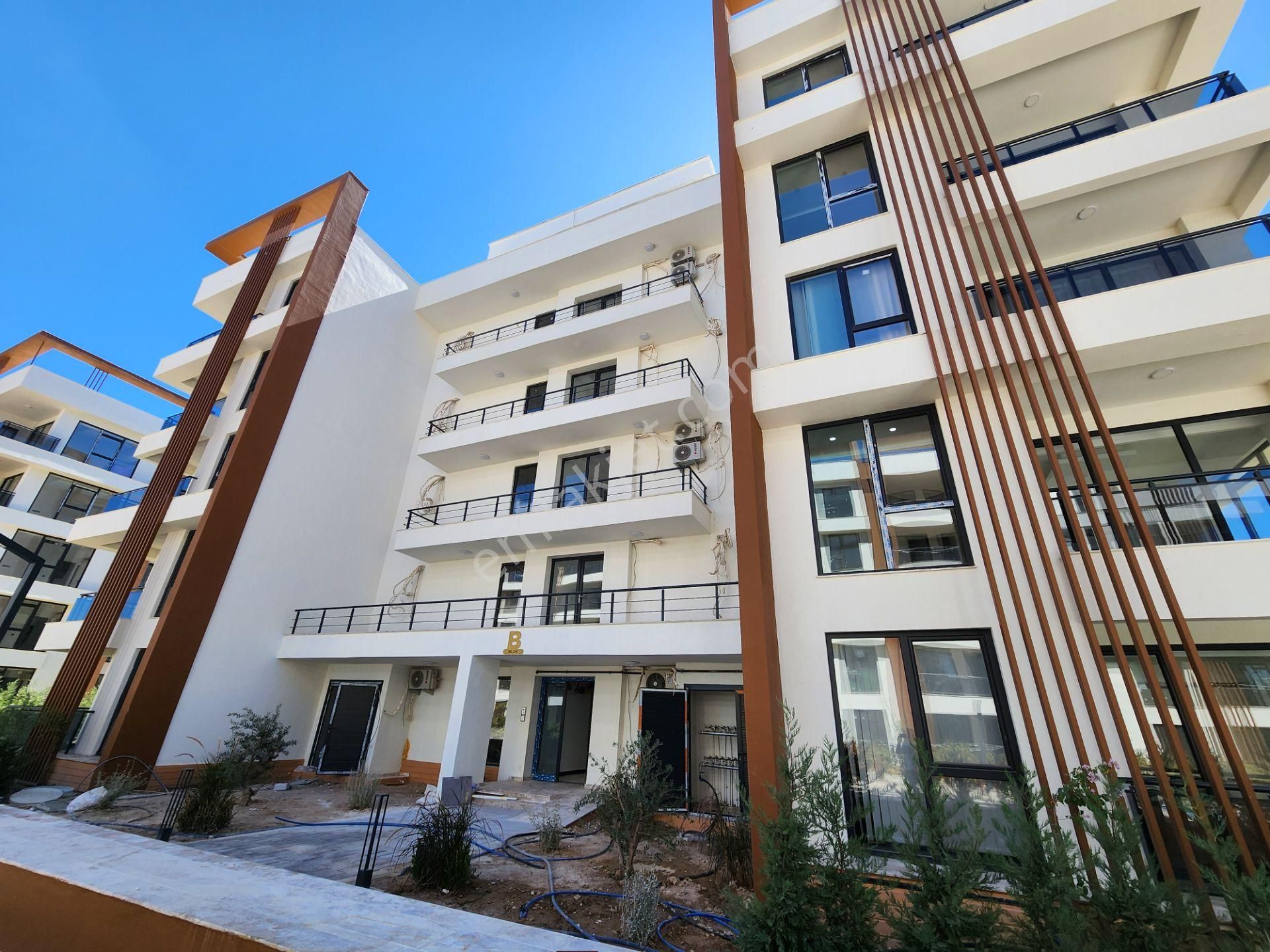 Yeniköy'de Sıfır Lux Sitede Eşyalı Kiralık Sıfır 1+1 Lux Daire - Görsel 10