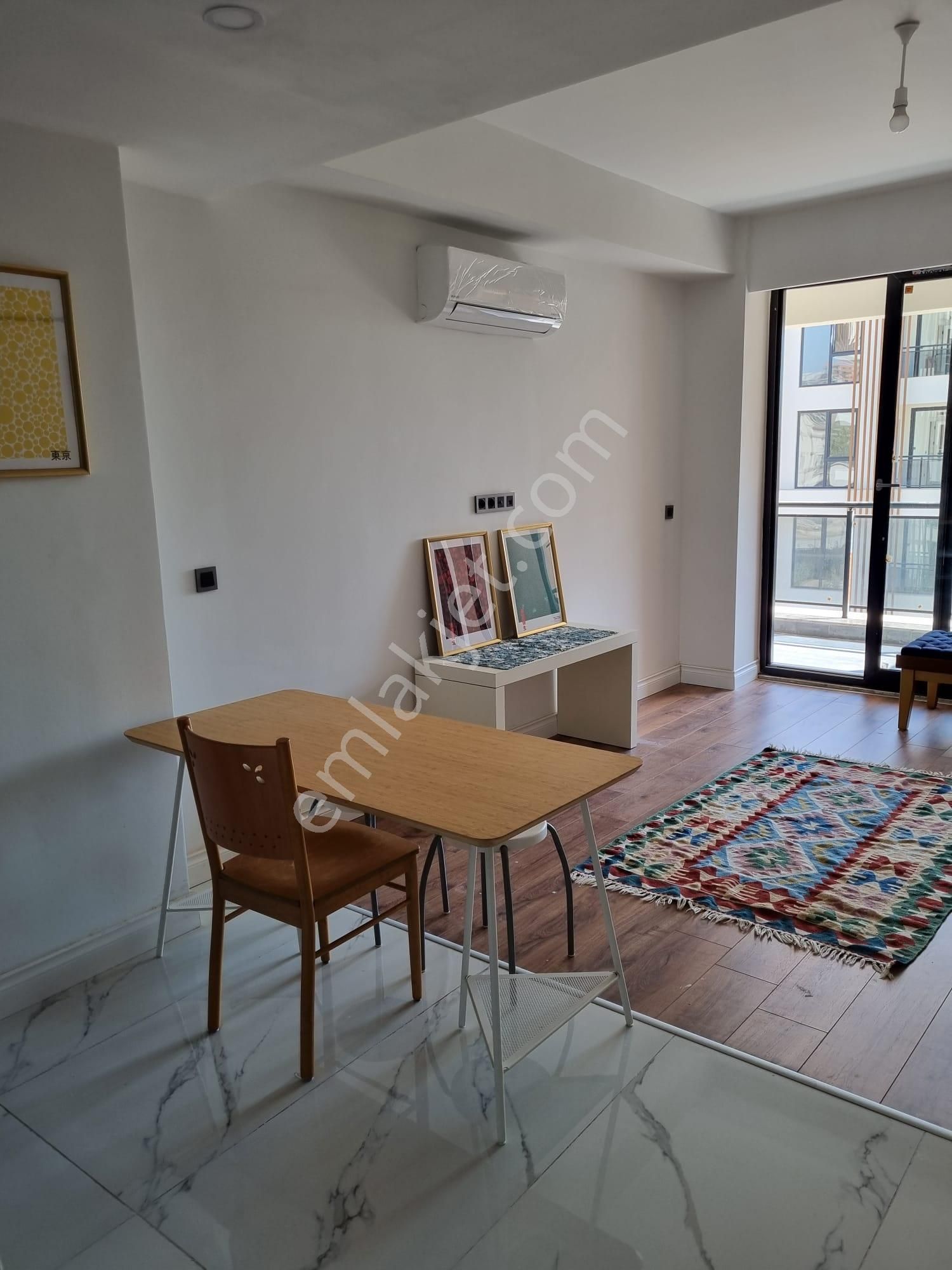 Yeniköy'de Sıfır Lux Sitede Eşyalı Kiralık Sıfır 1+1 Lux Daire - Görsel 20