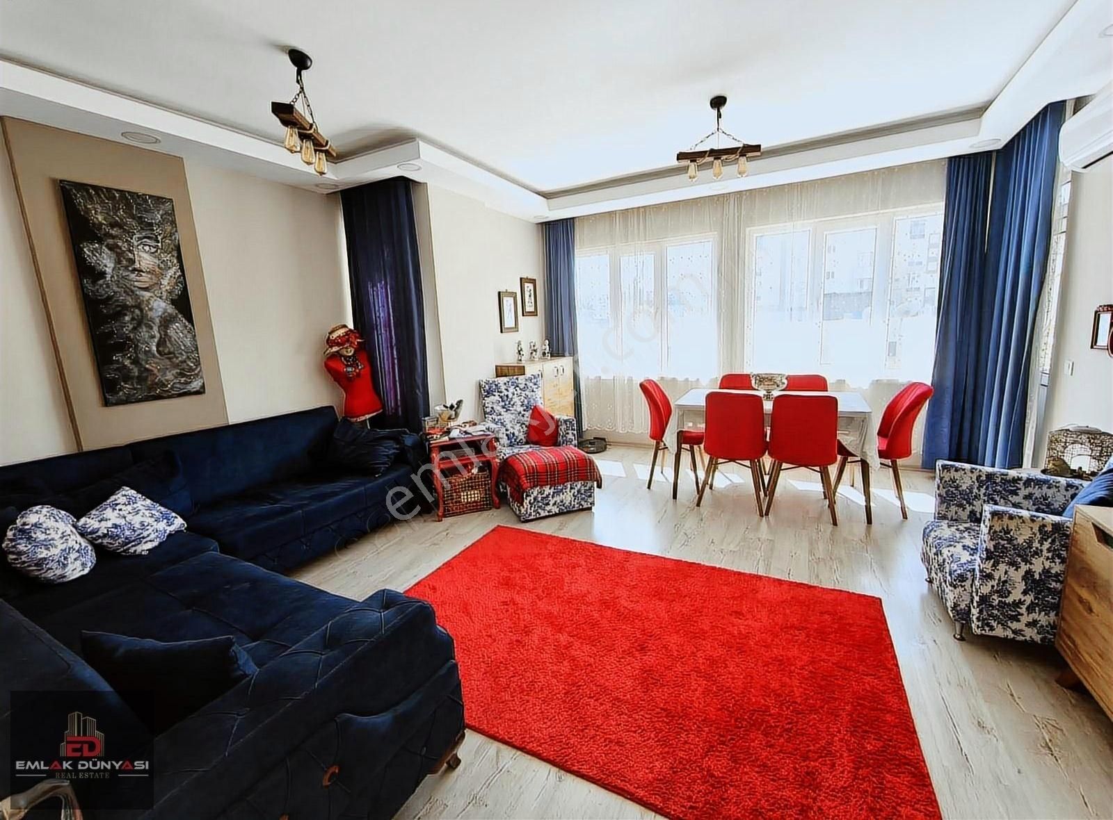 Konyaaltı Uncalı Da Cadde Üstünde Bakımlı 3+1 Satılık Daire