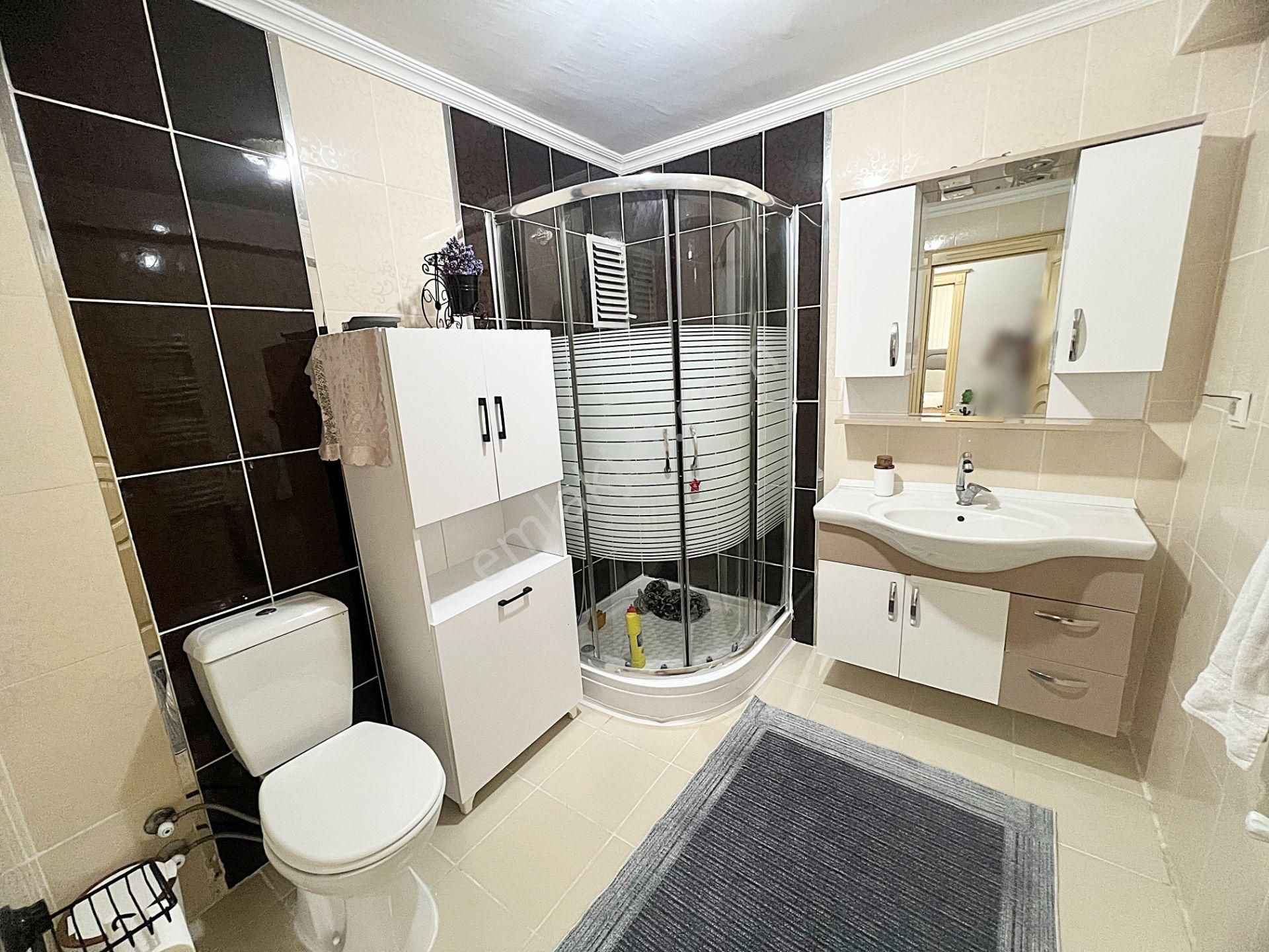 Kaletepede Ünsal Cad Yakını Ful Yapılı Merkezi Isıtma Geniş 3+1 - Görsel 28