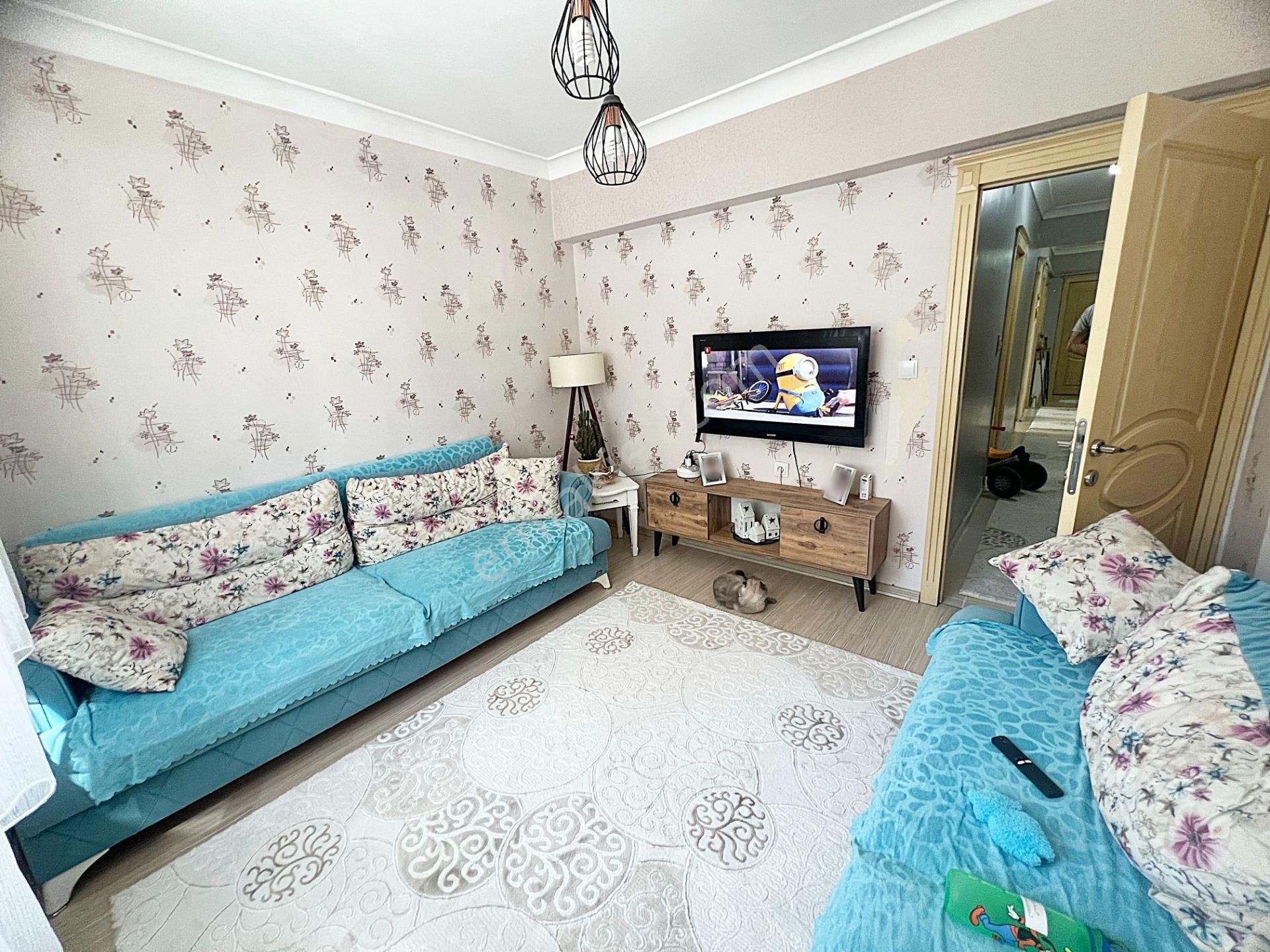 Kaletepede Ünsal Cad Yakını Ful Yapılı Merkezi Isıtma Geniş 3+1 - Görsel 17