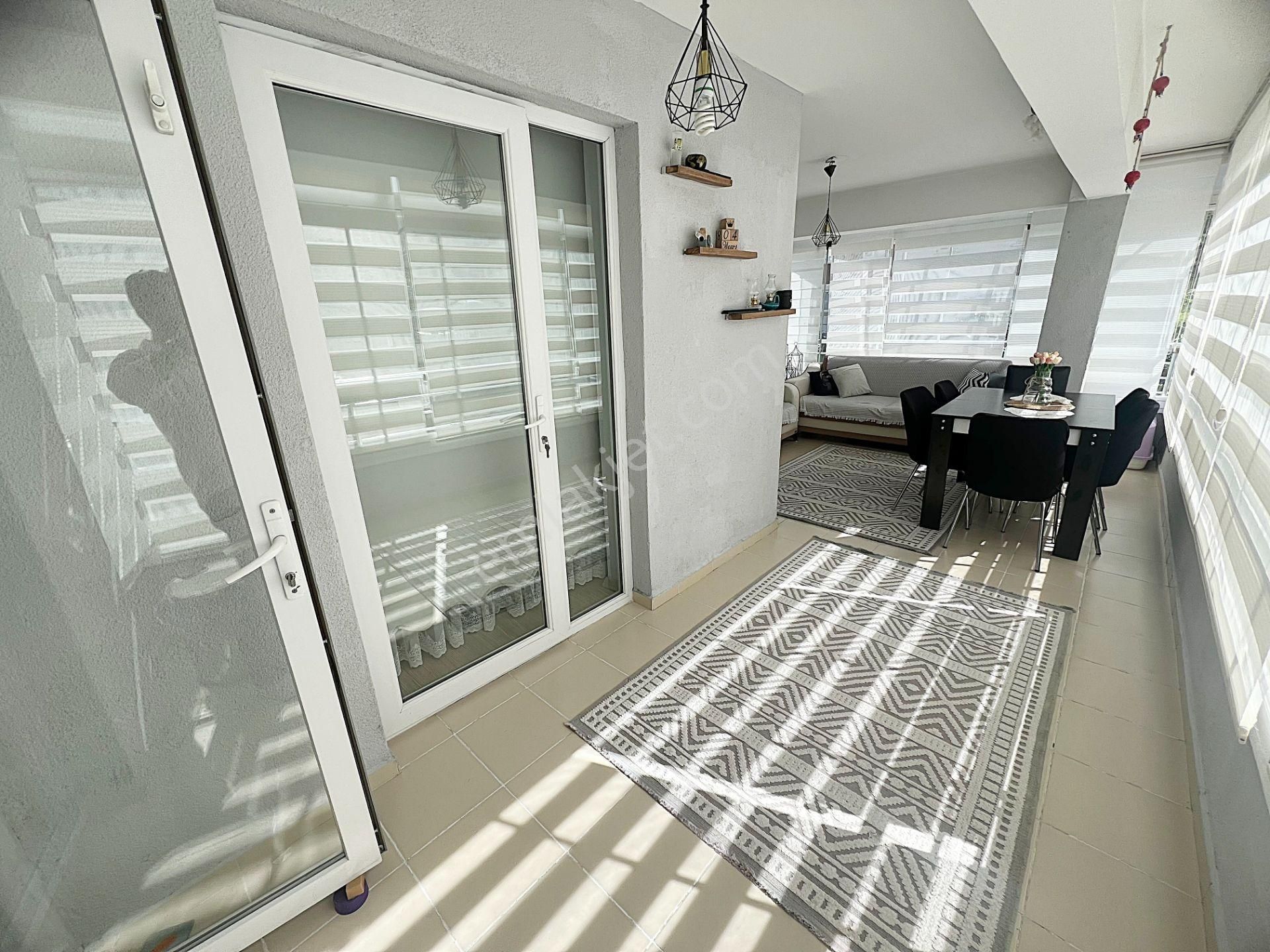 Kaletepede Ünsal Cad Yakını Ful Yapılı Merkezi Isıtma Geniş 3+1 - Görsel 6