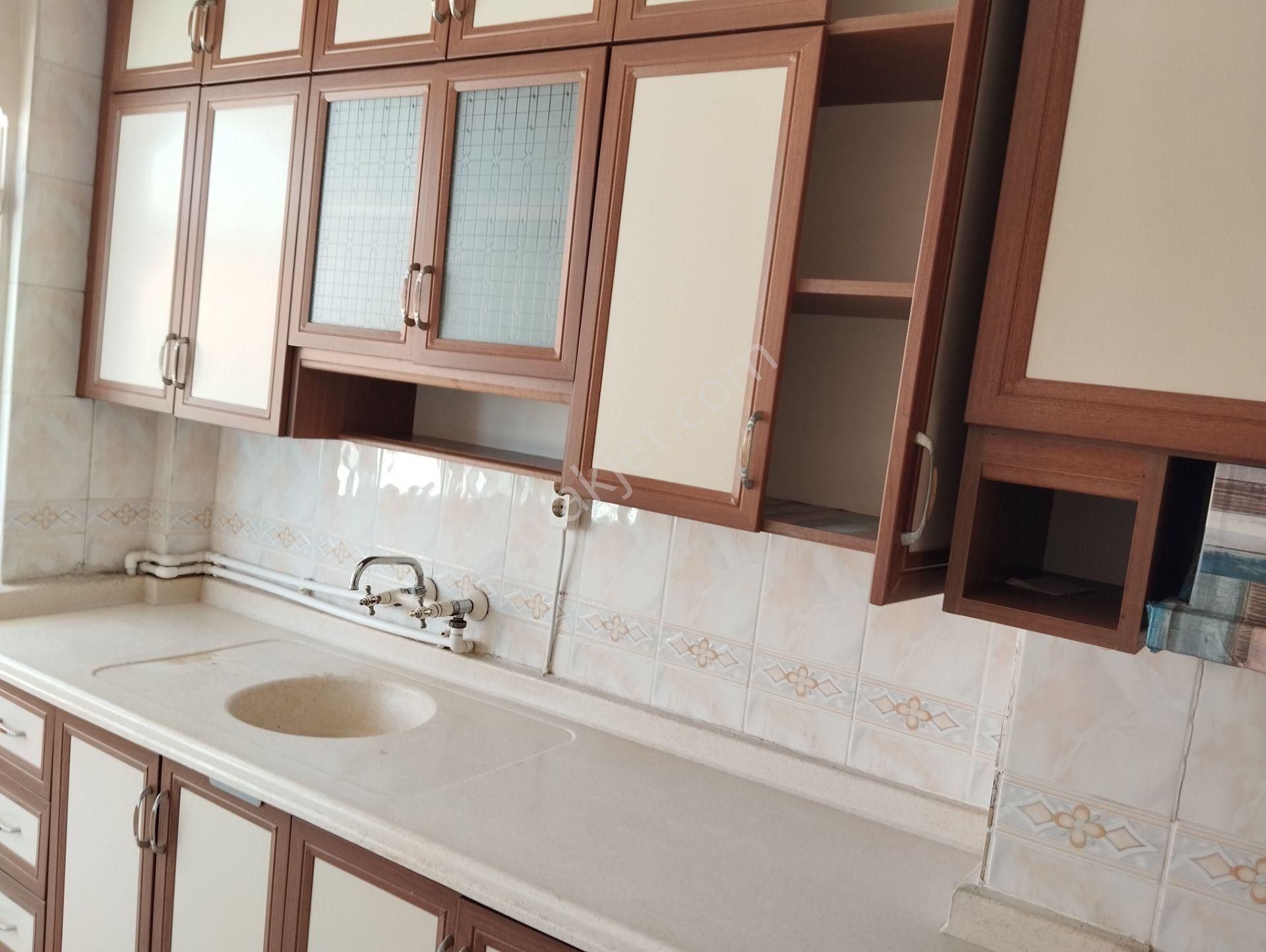 Akşehir Demirhah Emlaktan Satılık Daire