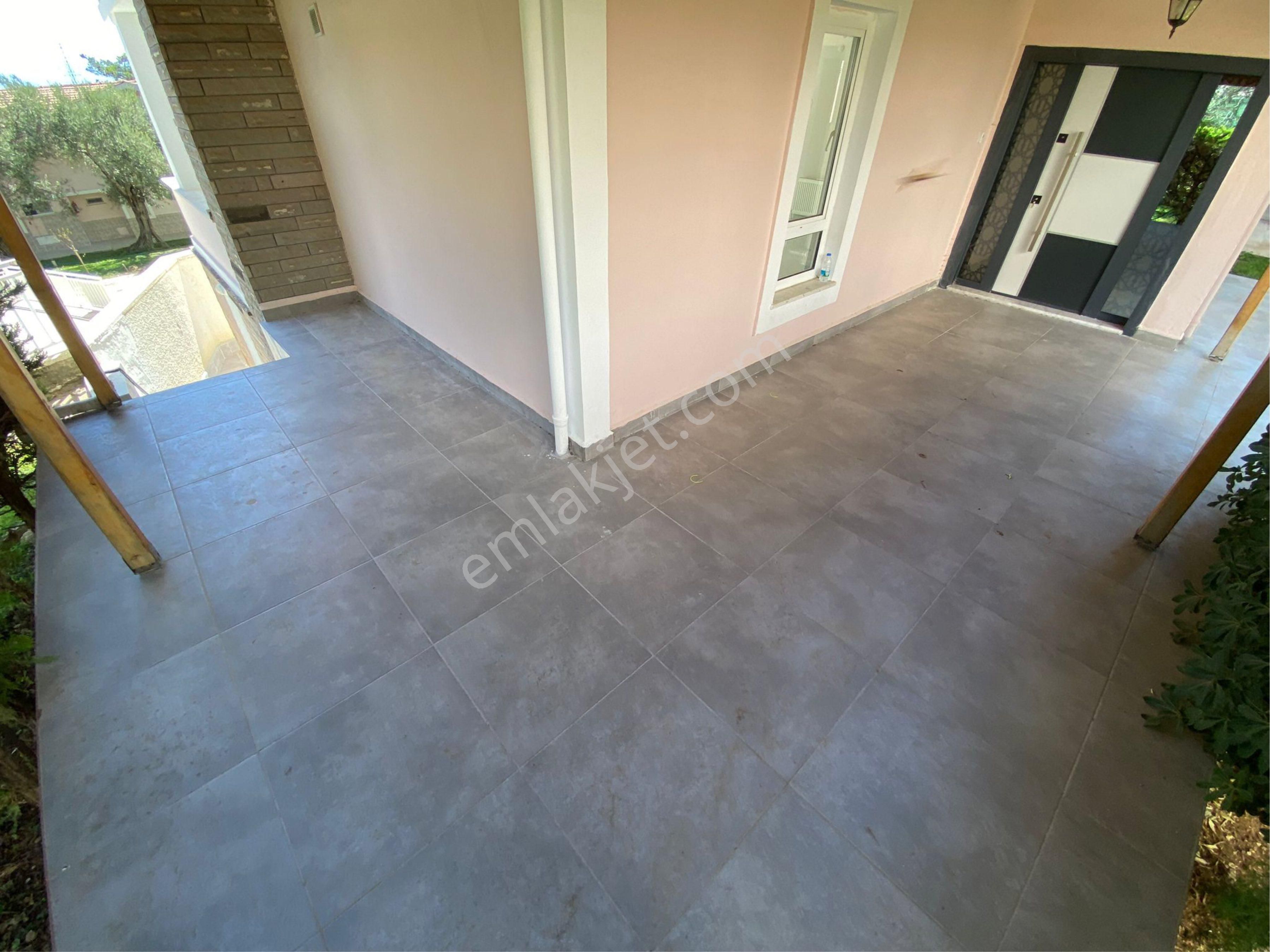 Güçlü Kardeşler'den Kelepir Manzaralı Özel Tasarım 3+2 Villa - Görsel 9