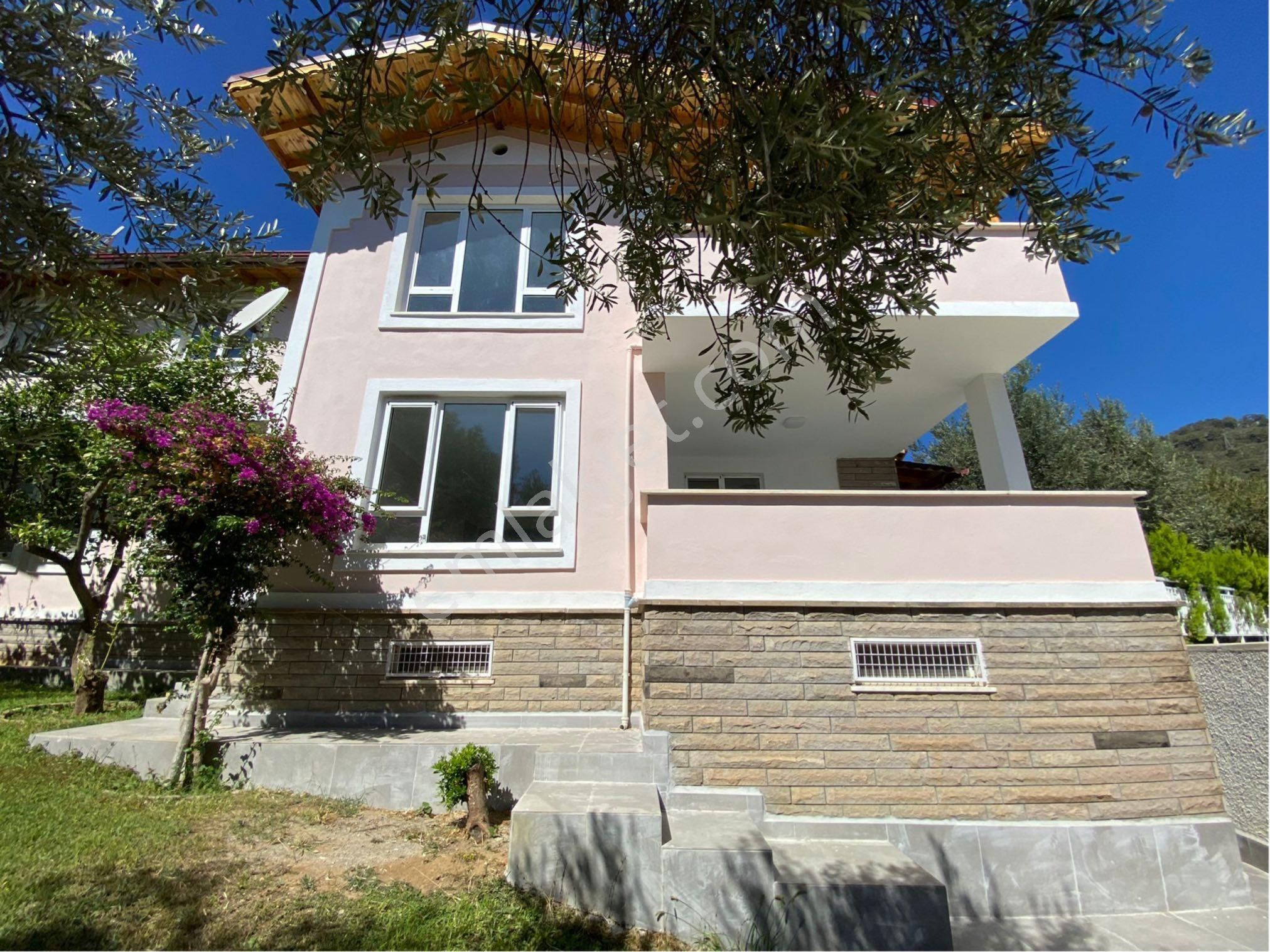 Güçlü Kardeşler'den Kelepir Manzaralı Özel Tasarım 3+2 Villa - Görsel 5