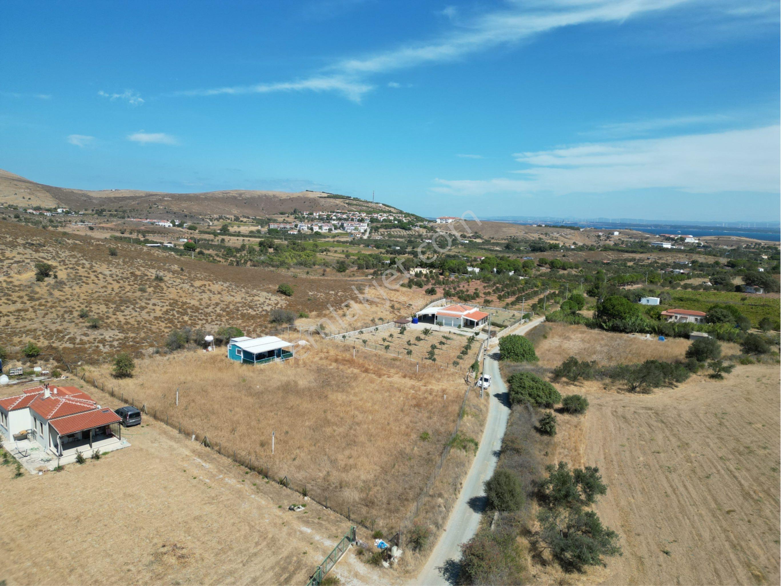 Güçlü Kardeşler Bozcaada'da 2.450 M2 Bag İçinde Yapı Mevcut - Görsel 11