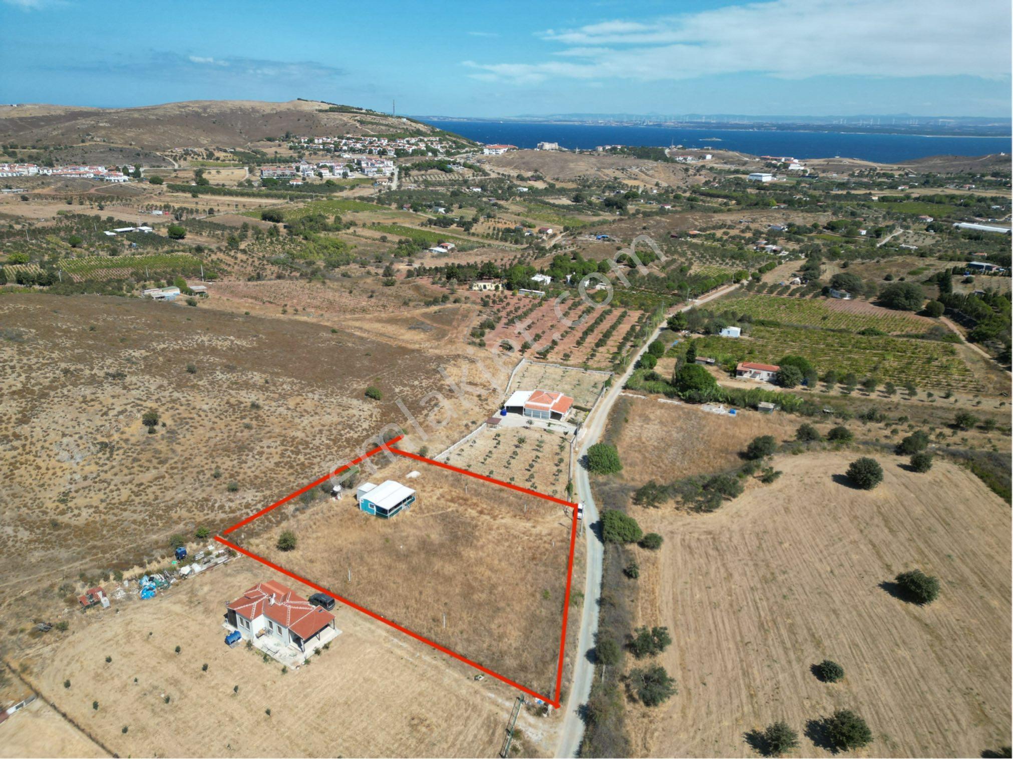 Güçlü Kardeşler Bozcaada'da 2.450 M2 Bag İçinde Yapı Mevcut - Görsel 3