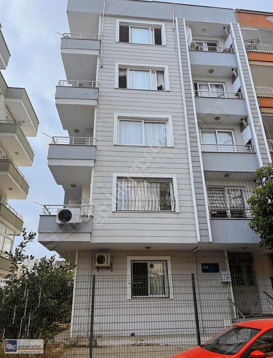 Bahçeli Evler Mahalesinde 1+1 Yüksek Giriş