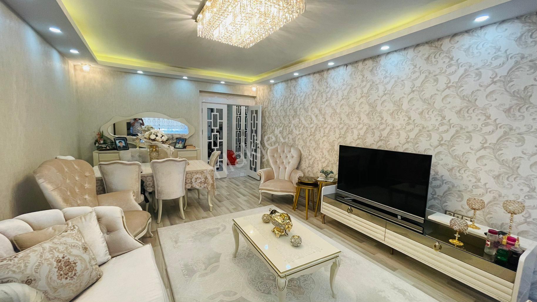 İbni Sina Mah.günsev 5 Sitesinde 3.5+1 Satılık Daire