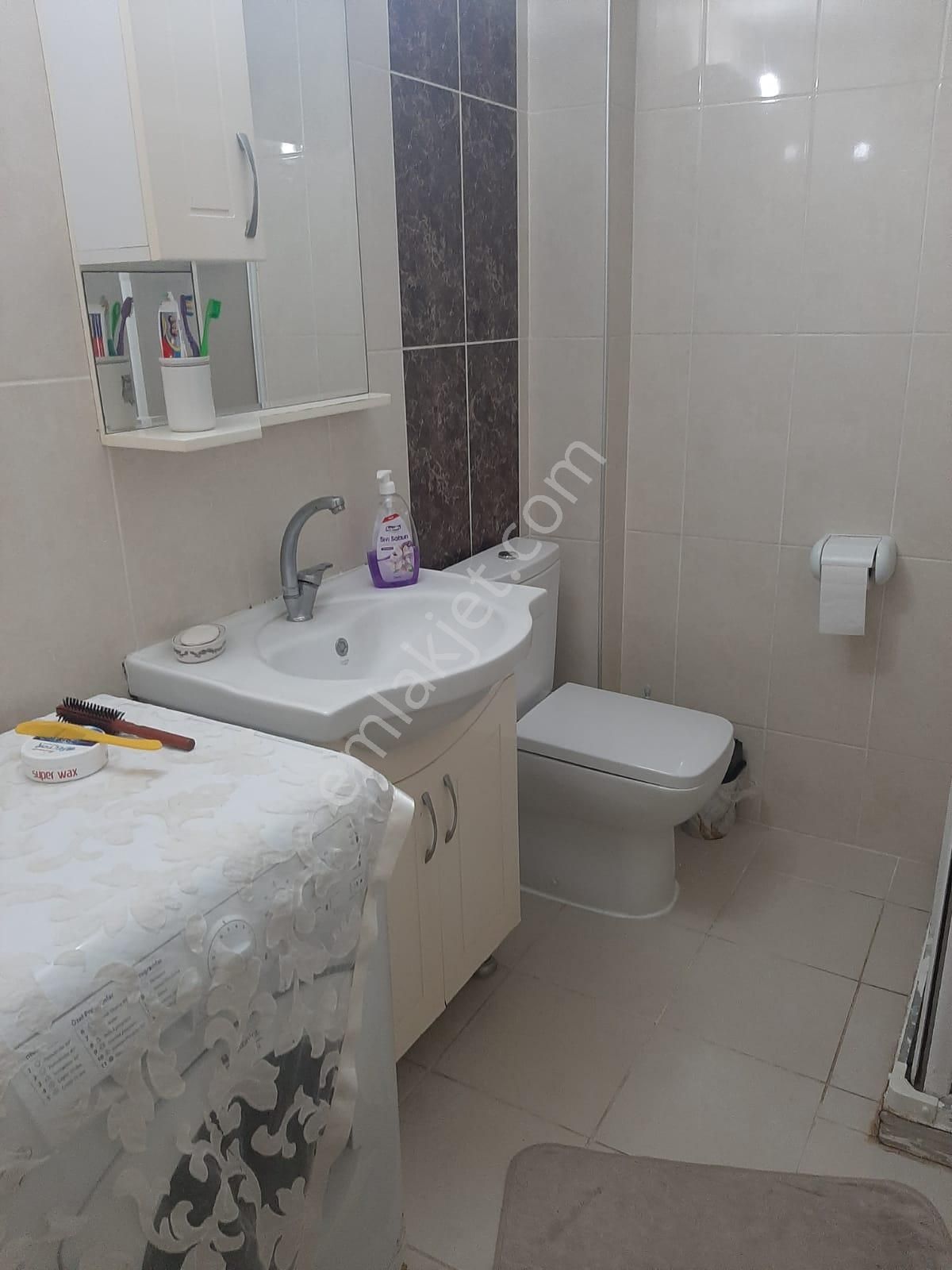 İzmir İli Karşıyaka İlçesi Bahçelievler Mahallesinde Satılık 3+1 Fırsat Daire - Görsel 4