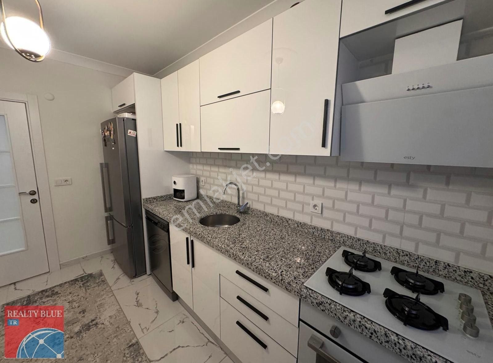 Ümraniye Çarşı Metronun Yanında Lüks Krediye Uygun Masrafsız ... - Görsel 25