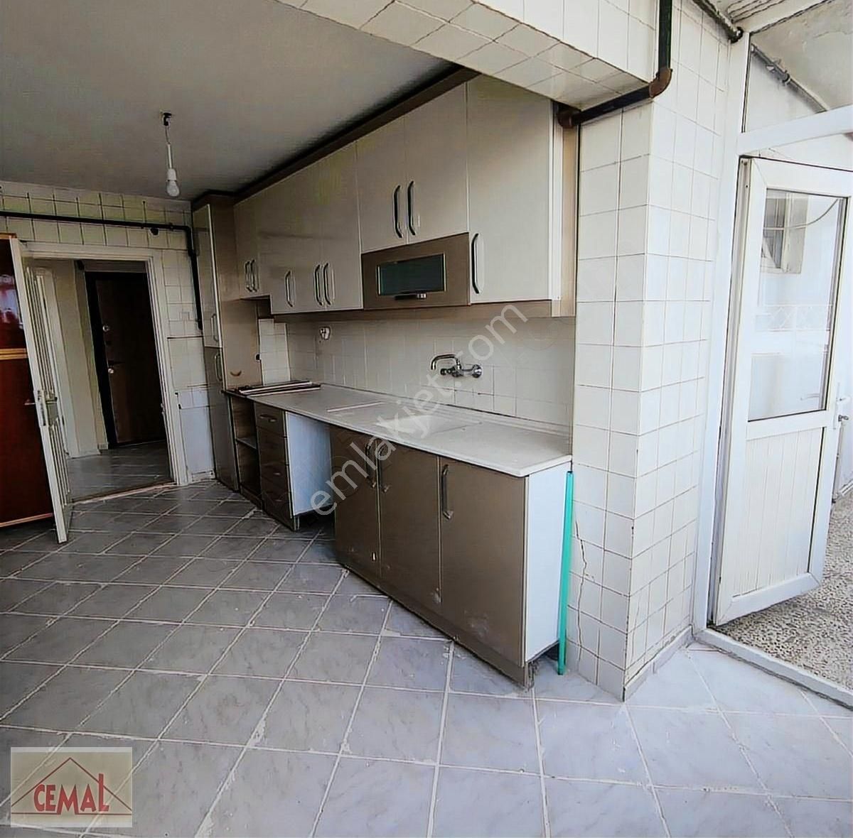 Cemal Emlak Bursa Yildirim Ankara Asfaltı 3+1 Tadilat Ve Boyası - Görsel 16