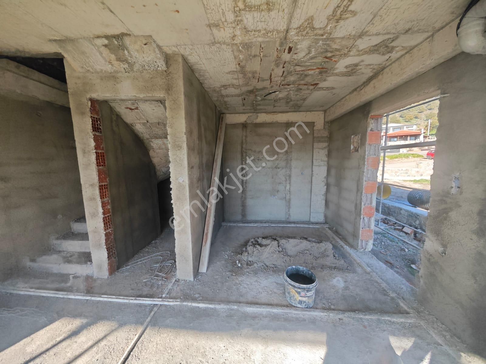 Dikili Ümmetoğlu'ndan Yarı Peşin, Yarı İş Bitiminde Ödeme İmkanıyla Modern 3+1 - Görsel 11