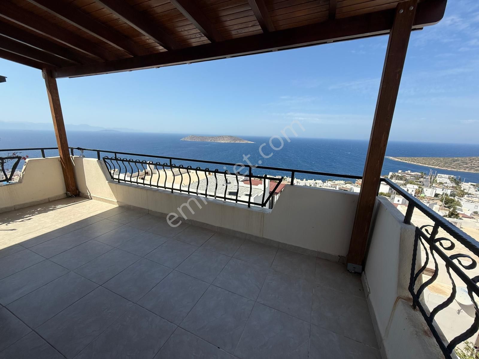 Gümüşlükte Satılık Müstakil Villa 9 Adalar Manzaralı Bahçeli Ev Bulunmaz Konum Fırsat Ev Acill - Görsel 17