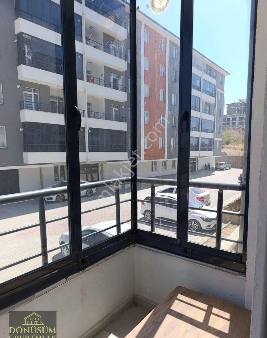 Dönüşüm Emlak'tan Üniversite Yolunda Güney-doğu Cepheli 2+1 Satılık Eşyalı Daire - Görsel 10