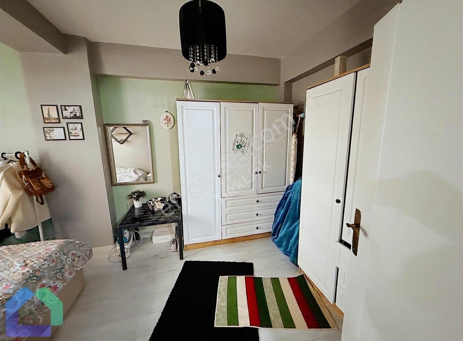 Atakent Ümraniyede 6+3 Bahçeli 4 Katlı Müstakil Ev 260 M² - Görsel 16