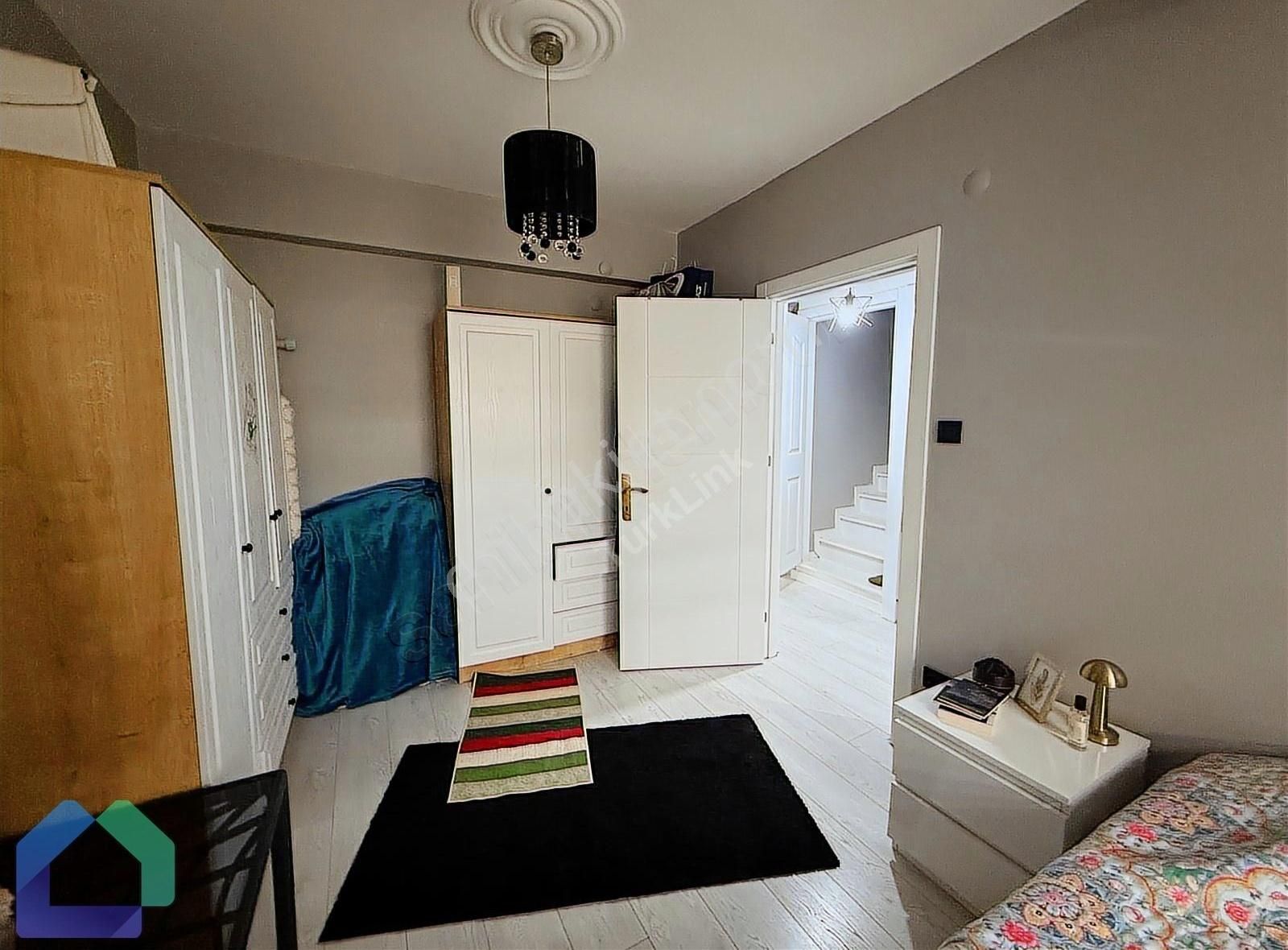 Atakent Ümraniyede 6+3 Bahçeli 4 Katlı Müstakil Ev 260 M² - Görsel 14